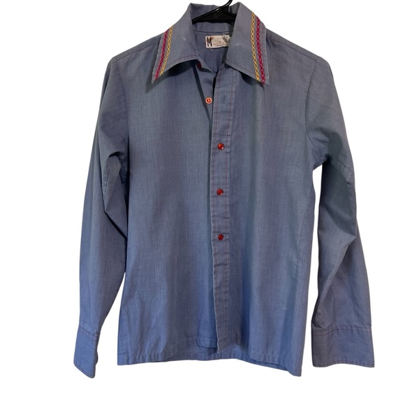 Marte Continentals Tops - Marte Continentals USA Vintage 60s-70s Chambray Button Down Shirt Embroidered